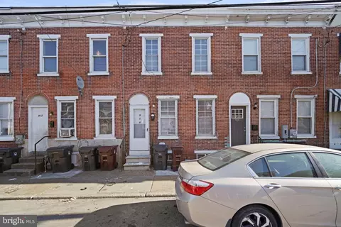 910 N Spruce St, Wilmington, DE 19801