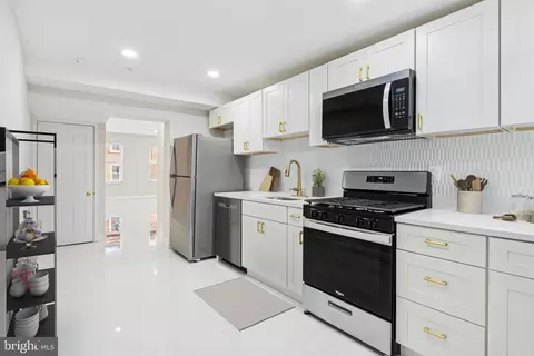 1108 W 3rd St, Wilmington, DE 19805
