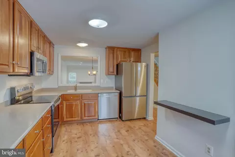 Kitchen - 302 Benham Ct, Newark, DE 19711 photo 1 of 4