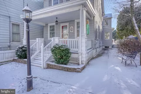 35 W 6th St, New Castle, DE 19720