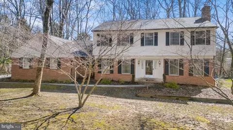 120 Hitching Post Dr, Wilmington, DE 19803