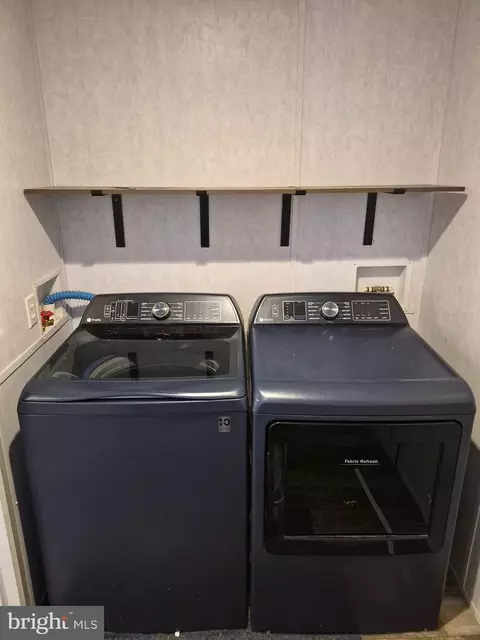 87 N Dragon Dr #131, Bear, DE 19701 photo 14