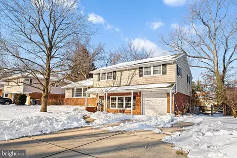 2227 Grubb Rd, Wilmington, DE 19810