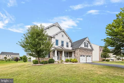 1119 Casey Dr, New Castle, DE 19720