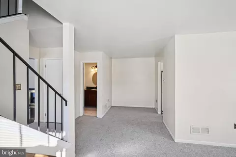 Living - 3100 Ruby Dr, Wilmington, DE 19810 photo 1 of 4