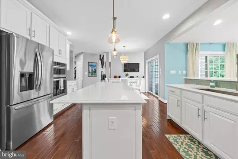 Kitchen - 1447 Olmsted Dr, Bear, DE 19701 photo 2 of 3