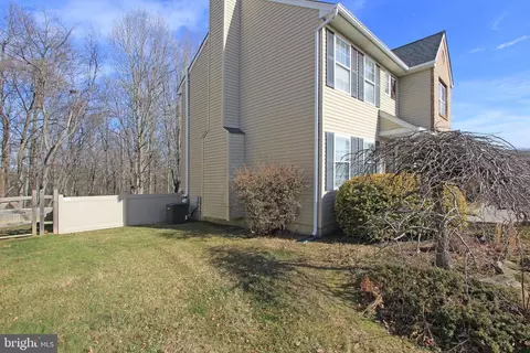 Other - 251 E Flagstone Dr, Newark, DE 19702 photo 2 of 8