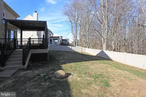 Exterior - 251 E Flagstone Dr, Newark, DE 19702 photo 4 of 5