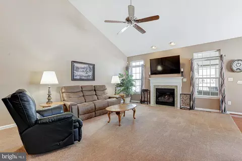 Living - 633 Southerness Dr, Townsend, DE 19734 photo 1 of 1