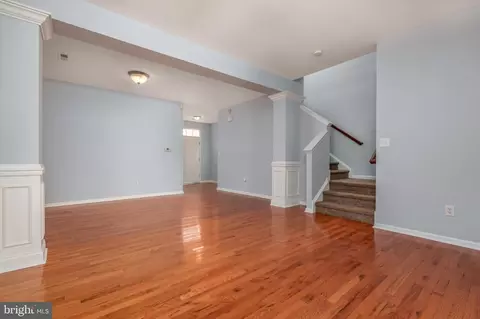 Living - 167 Springfield Cir, Middletown, DE 19709 photo 2 of 2