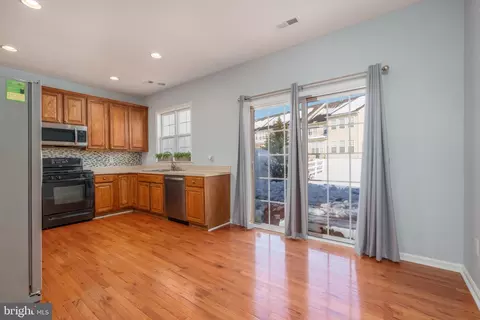 Kitchen - 167 Springfield Cir, Middletown, DE 19709 photo 1 of 3