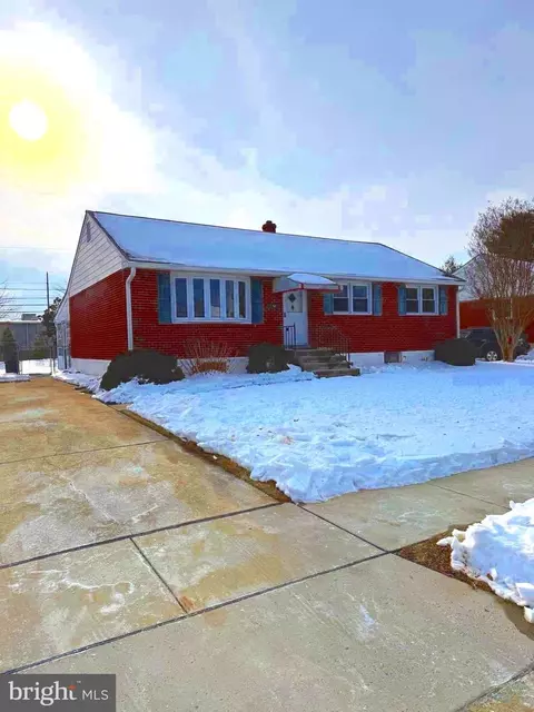 2200 Nicholby Dr, Wilmington, DE 19808