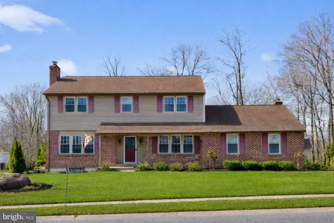 2414 Kingman Dr, Wilmington, DE 19810