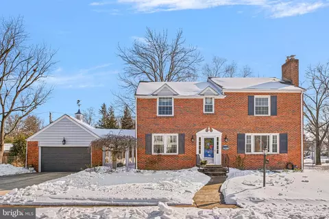 200 Oakwood Rd, Wilmington, DE 19803