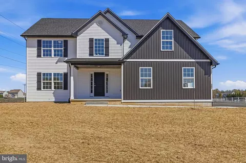 107 Nicholas Ct, New Castle, DE 19720