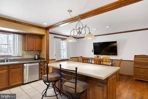 Kitchen - 622 Clifton Dr, Bear, DE 19701 photo 4 of 4