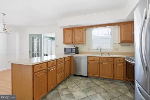 Kitchen - 922 Sugar Pine Dr, Bear, DE 19701 photo 2 of 2