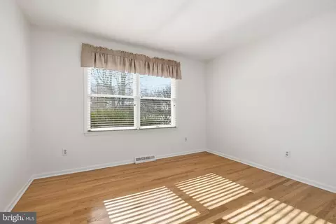 Bedroom - 922 Sugar Pine Dr, Bear, DE 19701 photo 3 of 6