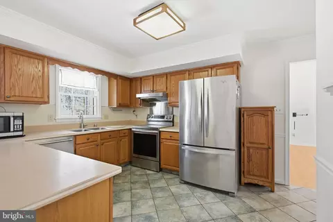 Kitchen - 922 Sugar Pine Dr, Bear, DE 19701 photo 1 of 2