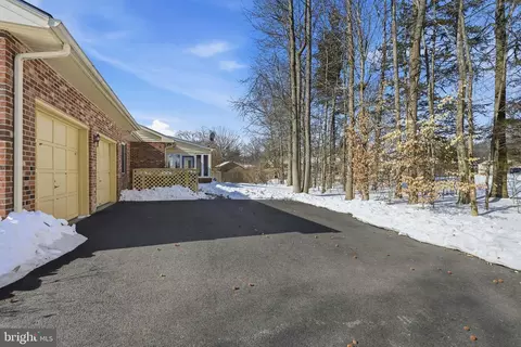Other - 922 Sugar Pine Dr, Bear, DE 19701 photo 2 of 11