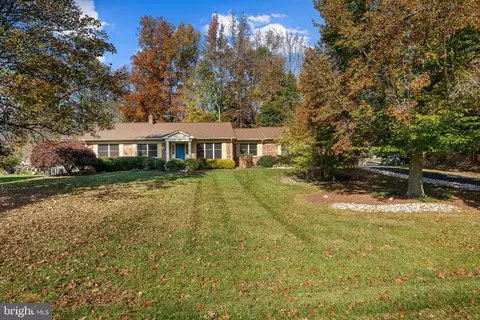 Other - 922 Sugar Pine Dr, Bear, DE 19701 photo 5 of 11