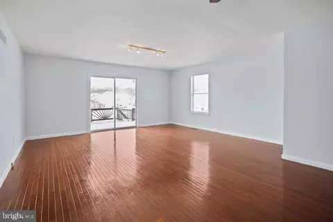 Living - 221 Vercelli Dr, Bear, DE 19701 photo 4 of 4