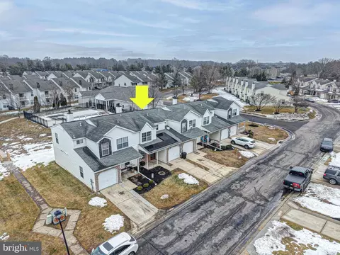 View/Area - 421 S Antlers Pl, Bear, DE 19701 photo 2 of 14