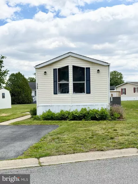 1749 Barbara Cir, Bear, DE 19701