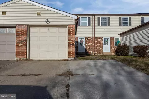 405 Shai Cir, Bear, DE 19701