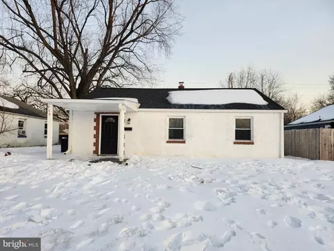 306 Elwood Pl, New Castle, DE 19720