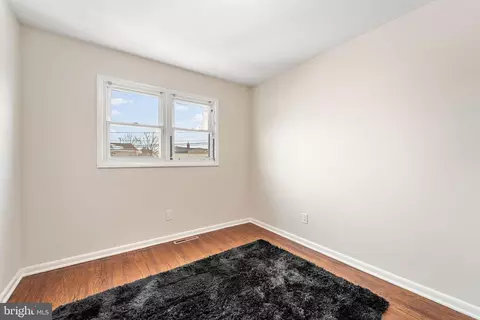 Bedroom - 53 Edinburgh Dr, New Castle, DE 19720 photo 1 of 2