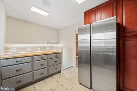 Other - 53 Edinburgh Dr, New Castle, DE 19720 photo 2 of 10