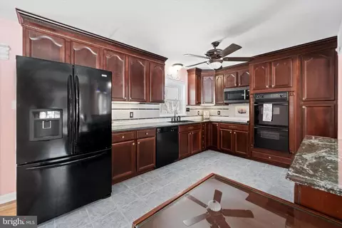 Kitchen - 104 Danforth Pl, Wilmington, DE 19810 photo 4 of 4