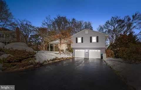 Exterior - 104 Danforth Pl, Wilmington, DE 19810 photo 3 of 12