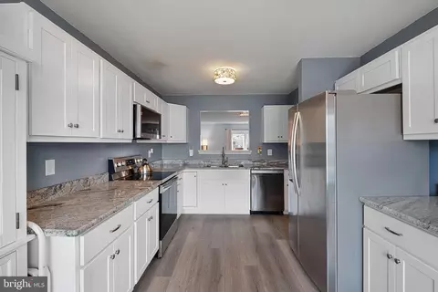Kitchen - 250 Palermo Dr, Bear, DE 19701 photo 4 of 4