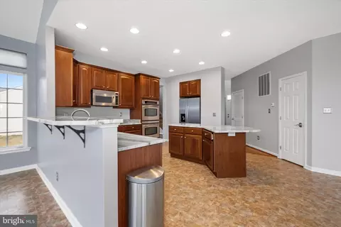 Kitchen - 125 Tweedsmere Dr, Townsend, DE 19734 photo 7 of 7