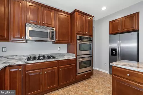 Kitchen - 125 Tweedsmere Dr, Townsend, DE 19734 photo 6 of 7
