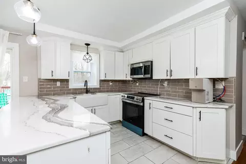 Kitchen - 222 N Star Rd, Newark, DE 19711 photo 1 of 2