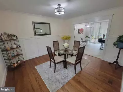 Entry Way - 222 N Star Rd, Newark, DE 19711 photo 1 of 3