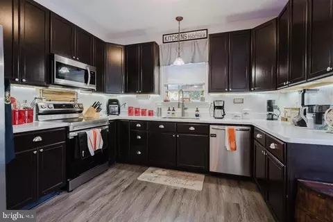 Kitchen - 1 Bohemia Rd, Bear, DE 19701 photo 2 of 2