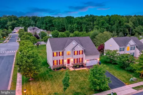 301 E Furrow Ln, Newark, DE 19702