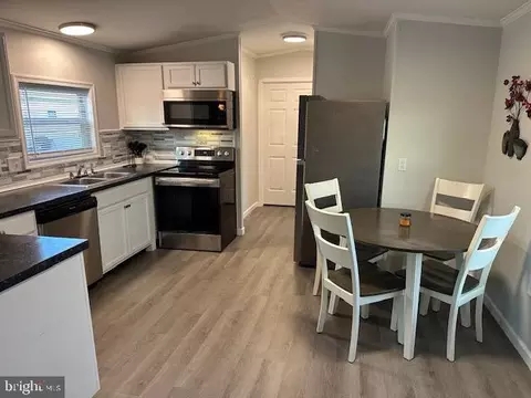 905 Laura Lee Cir #201, Bear, DE 19701 photo 6