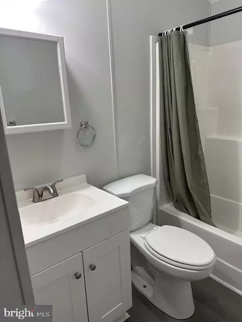 905 Laura Lee Cir #201, Bear, DE 19701 photo 11