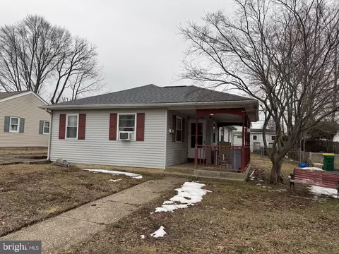 701 Harwood Rd, Wilmington, DE 19804