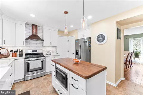 Kitchen - 411 Preakness Run, Newark, DE 19702 photo 5 of 5