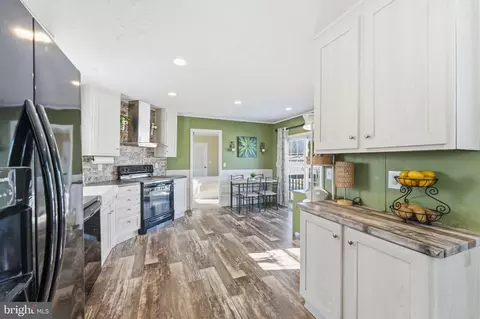 1110 12th Ave #818, Wilmington, DE 19808