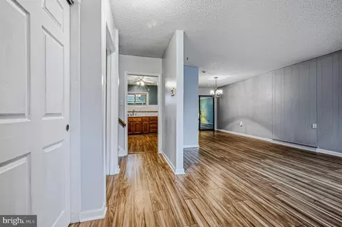 Entry Way - 14 Ruby Dr, Claymont, DE 19703 photo 1 of 4