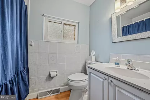 Bath - 14 Ruby Dr, Claymont, DE 19703 photo 1 of 1