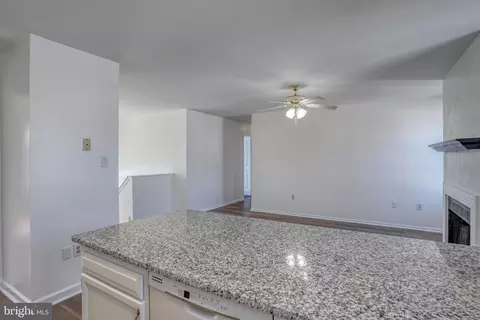 Living - 8 Lochview Dr, Bear, DE 19701 photo 6 of 8