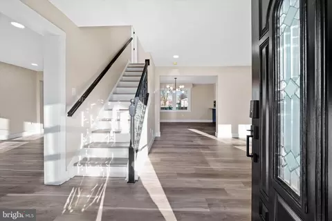Entry Way - 411 Pheasant Cir, Bear, DE 19701 photo 1 of 3